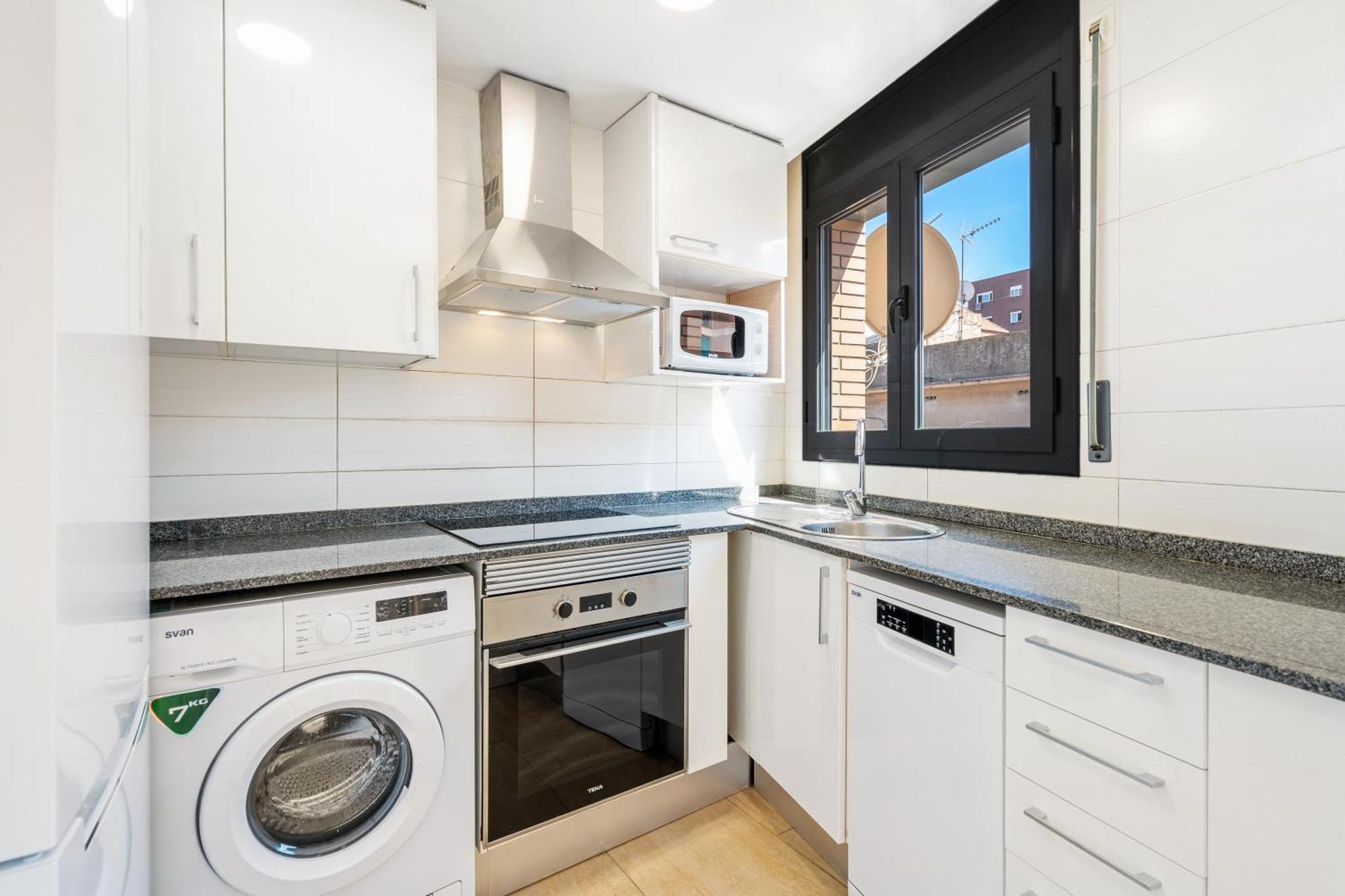 Ab Besos River Apartment Барселона Екстер'єр фото